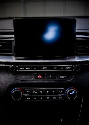 Kia Ceed cena 67900 przebieg: 117000, rok produkcji 2019 z Lubartów małe 121